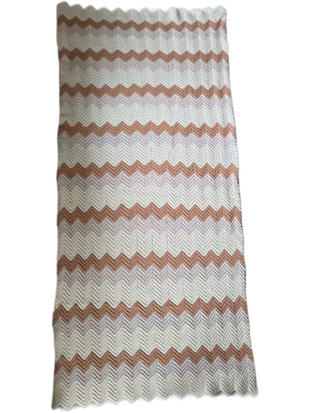 Vintage Handmade Western Crochet Afghan Blanket Fawn Beige Cream Subdued Chevron